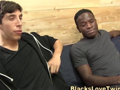 Tiny twink and a nice black rod fuck is awesome